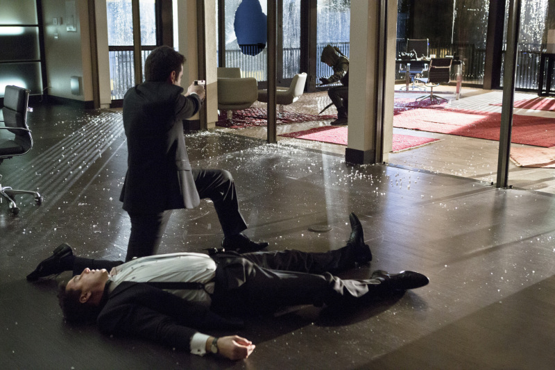 Arrow, Season 1, Episode 15-16