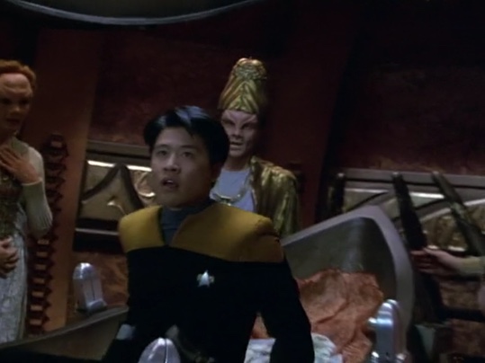 Star Trek CCG Voyager Harry Kim Federation Rare 120 